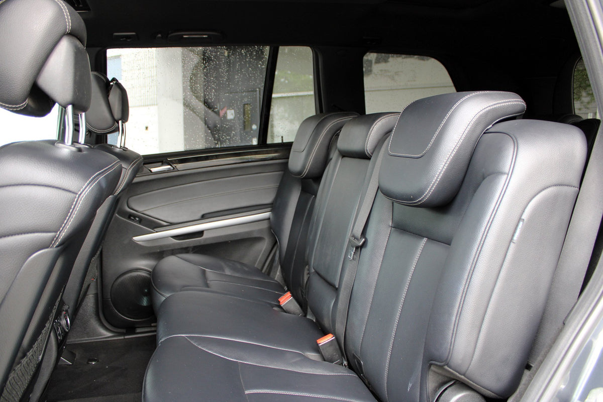 2012 Mercedes Benz GL350 4MATIC BlueTEC NEW TIMING CHAIN and Major service done by Mercedes.
