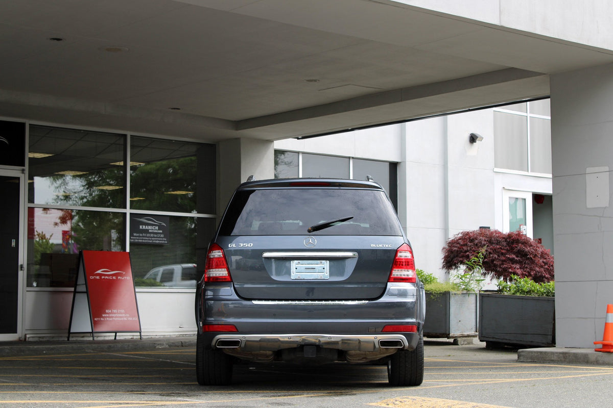 2012 Mercedes Benz GL350 4MATIC BlueTEC NEW TIMING CHAIN and Major service done by Mercedes.