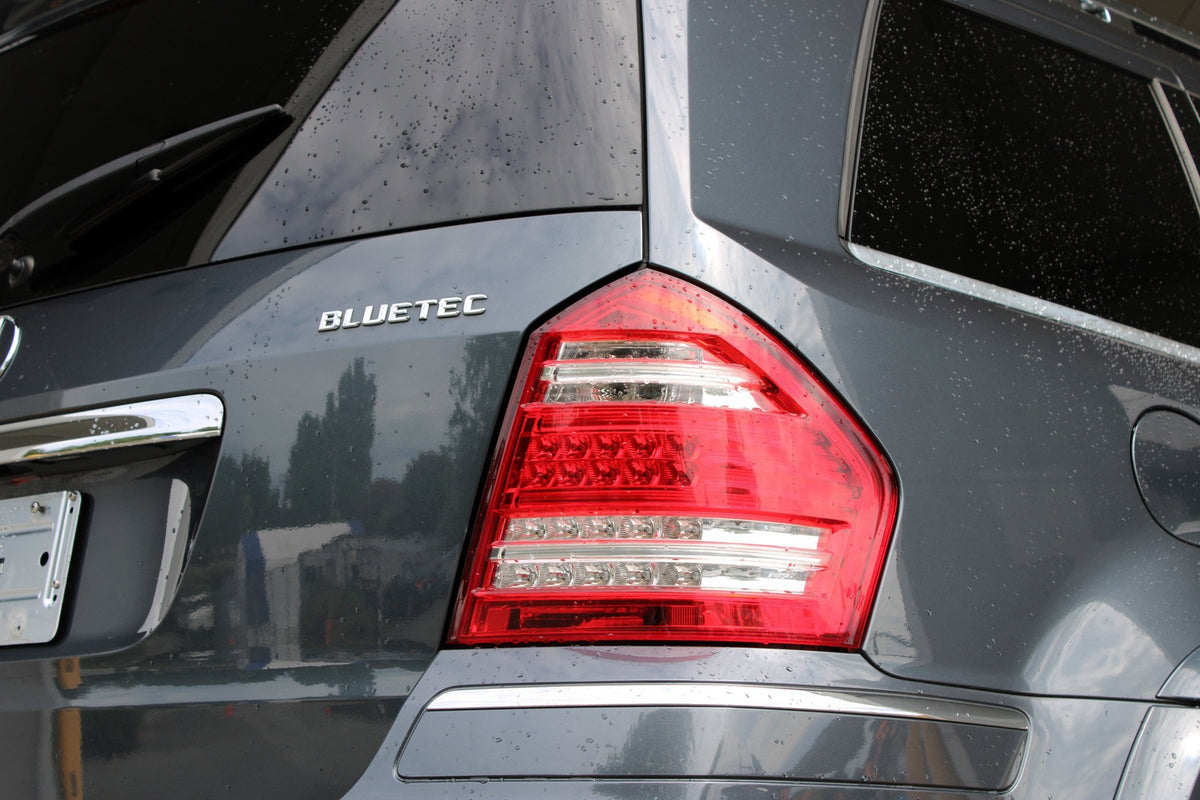 2012 Mercedes Benz GL350 4MATIC BlueTEC NEW TIMING CHAIN and Major service done by Mercedes.